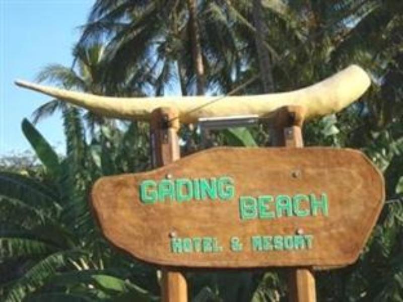 Hotel Gading Beach Maumere Exterior foto